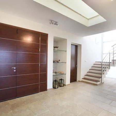 “imagine Renting This Luxury Villa” 50