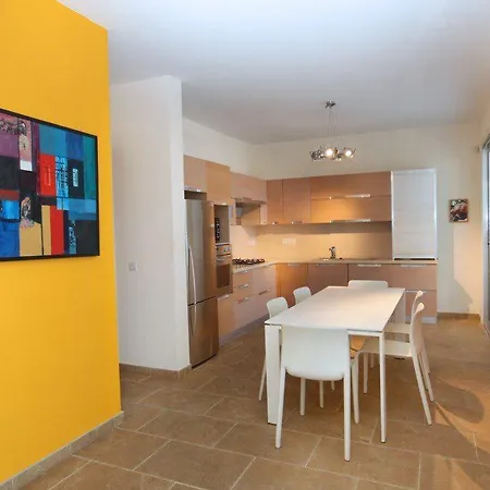 “imagine Renting This Luxury Villa” 50 *